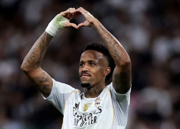 亿财配资 2次严重受伤 休战466天！皇马27岁硬汉重返巅峰 阿隆索盛赞